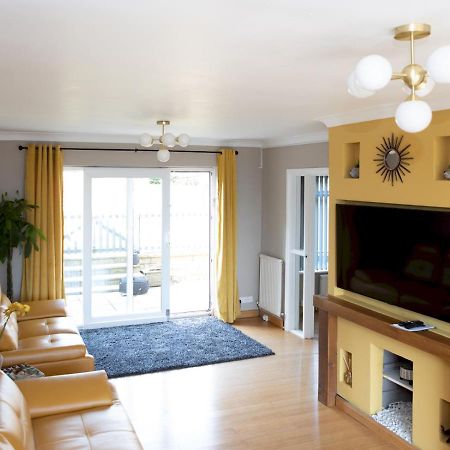 Pass The Keys Amazing 4 Bedroom Property- Hot Tub & Sea Views Scarborough Exterior foto